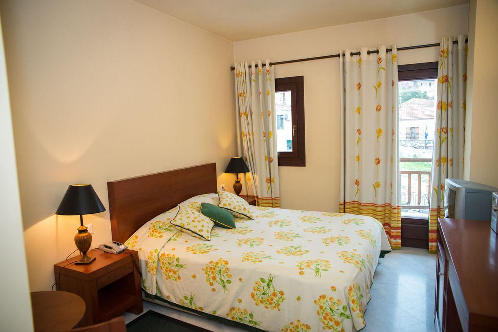 Maritsas Hotel & Suites Portaria  Ngoại thất bức ảnh