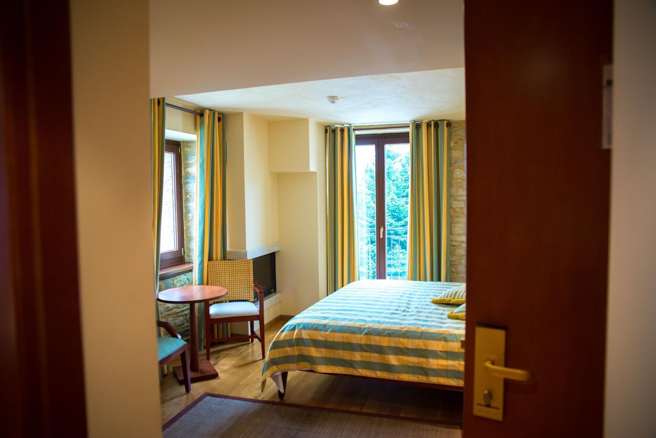 Maritsas Hotel & Suites Portaria  Ngoại thất bức ảnh