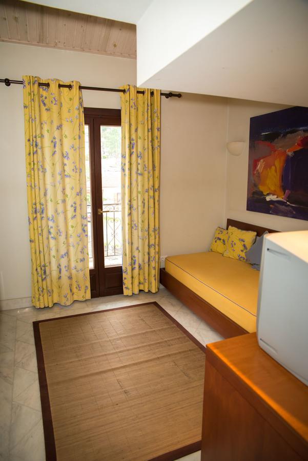 Maritsas Hotel & Suites Portaria  Ngoại thất bức ảnh
