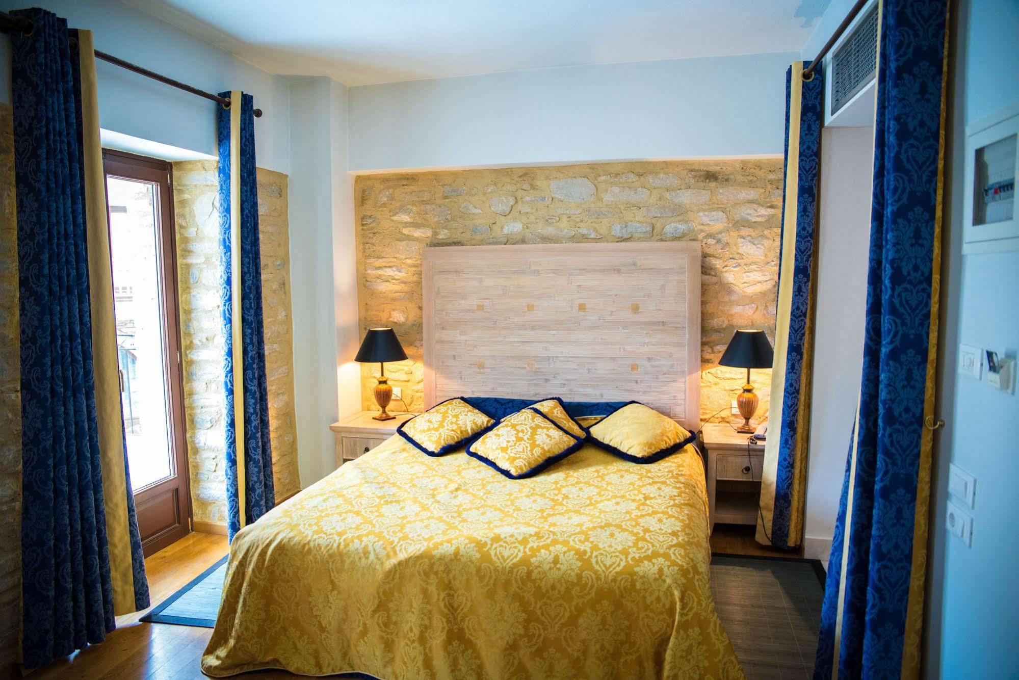 Maritsas Hotel & Suites Portaria  Ngoại thất bức ảnh